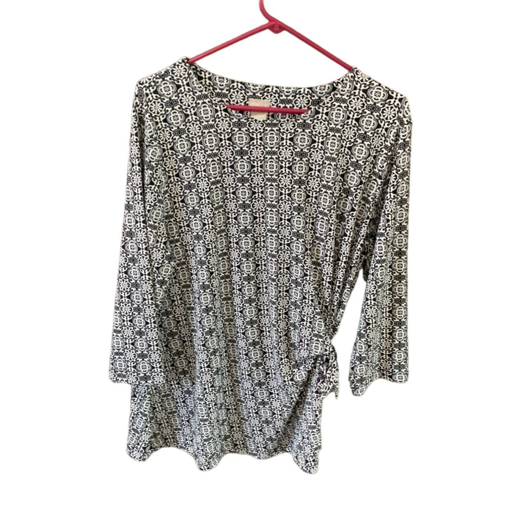 Chicos Womens Size 3 Xl New Tunic Top Shirt Tie Wrap Side Black White Print 3/4